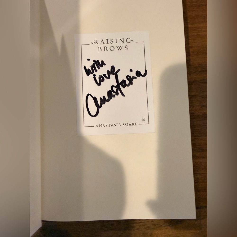 New and Signed - Raising Brows Book by Anastasia Soare - Picture 2 of 3